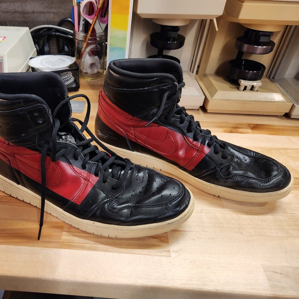 Nike Jordan's Red/Black Size 13